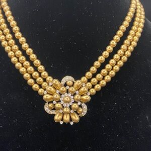 Elegant Gold Tone Pearl Necklace with Floral Rhinestone Beaded Pendant